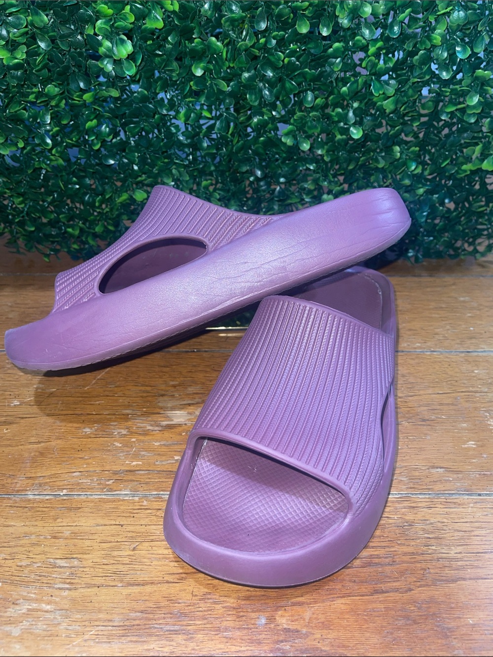 Women’s Wine colored Slide Sandals - Comfortable Casual Slip-Ons
